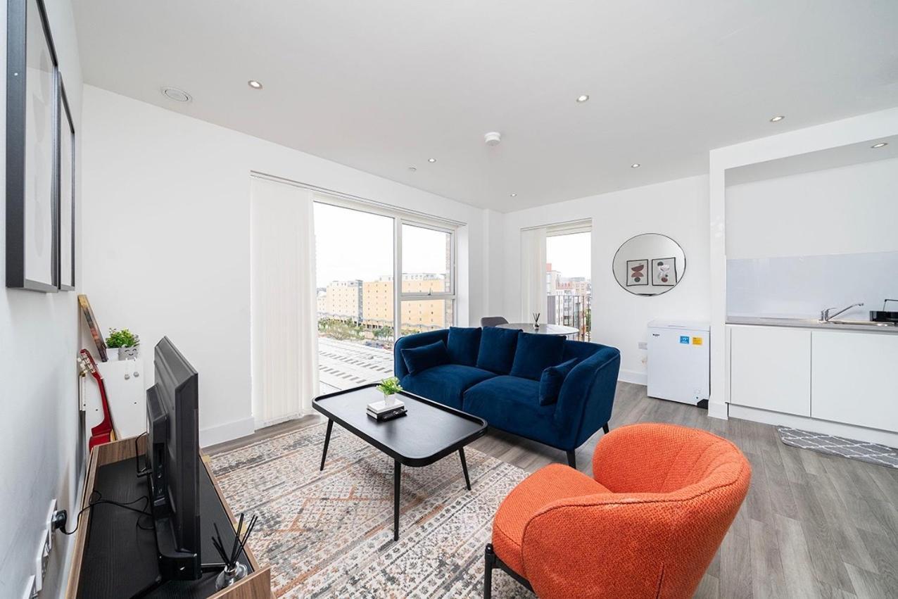 Deluxe Double Bed In Shared Apt Near Canary Wharf, City Airport & O2 Arena With Thames View Londýn Exteriér fotografie
